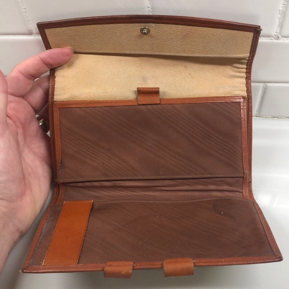 Dooney and Bourke wallet  (vintage) - Picture 3 of 4